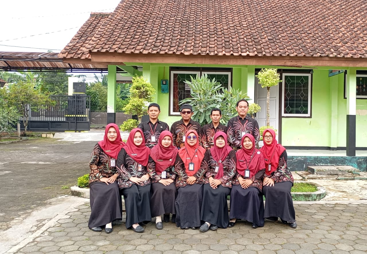 Foto Bersama Guru